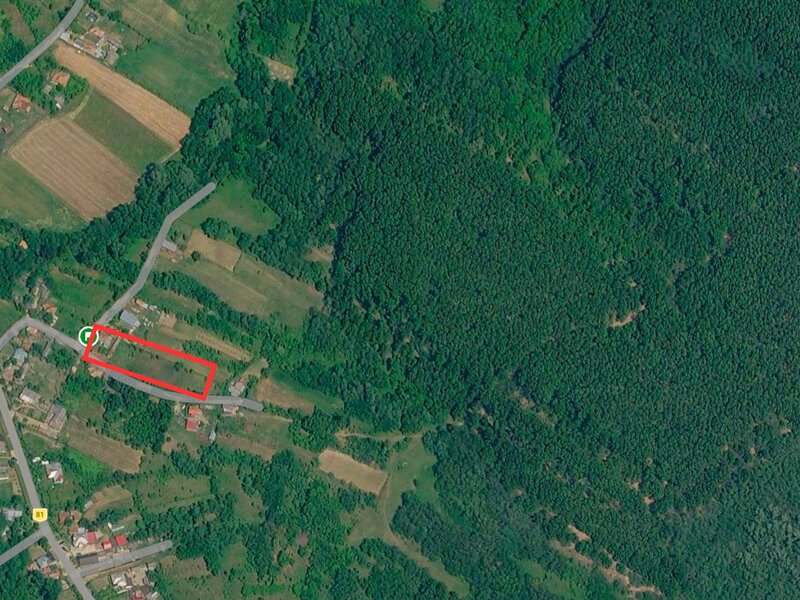 Valcea intravilan 1.900 mp cu casa si utilitati, 2 deschideri